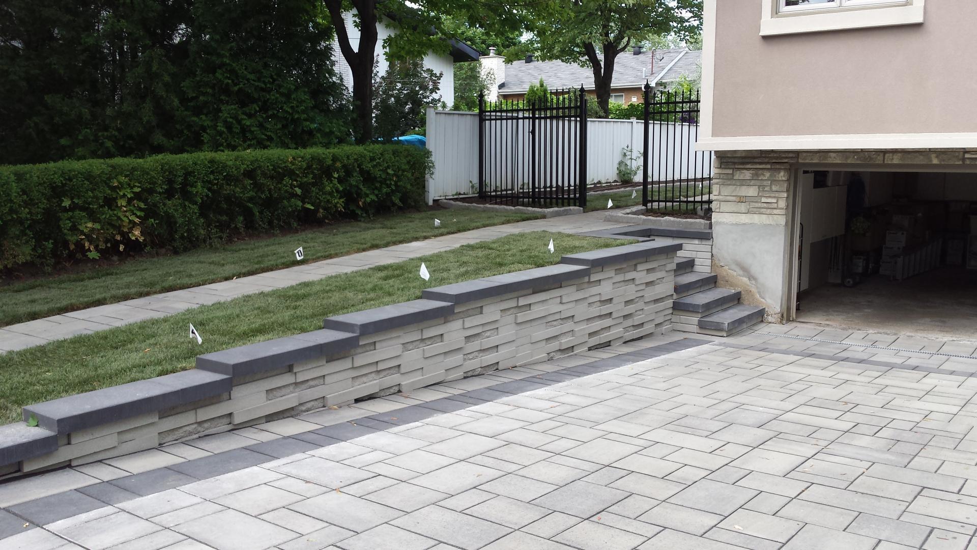 Installation de muret et rocaille Laval